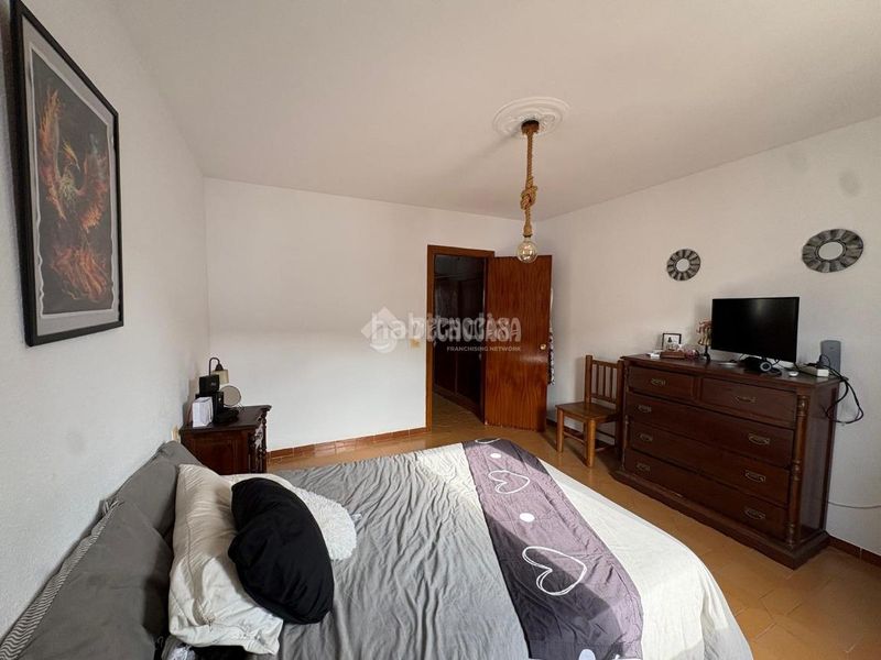 Foto c14a61a1-dd1a-4465-b37a-bd5cb124ca8a. Pis a San Roque pueblo San Roque