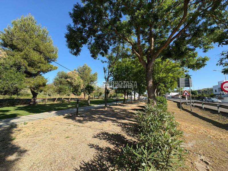 Foto 35c7a973-d6a6-43a2-b5cc-eba4f04f10e9. Local comercial nave en venta en Taraguilla-Estación San Roque