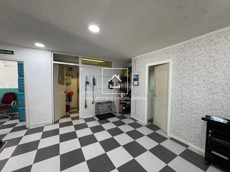 Foto f56fc598-0c51-4f38-9d95-ada95c606566. Local comercial a Centro Arganda del Rey