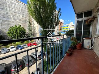 Pis  De canillejas a vicálvaro. Piso en venta en rosas