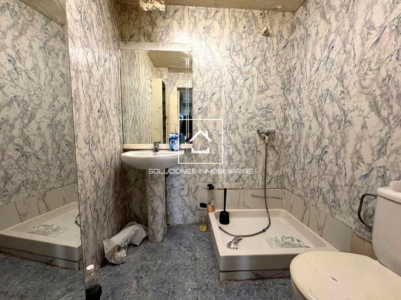 Foto 1245d7eb-9401-4e64-9f73-ffb967ed0b3c. Casa a Entrevías Madrid