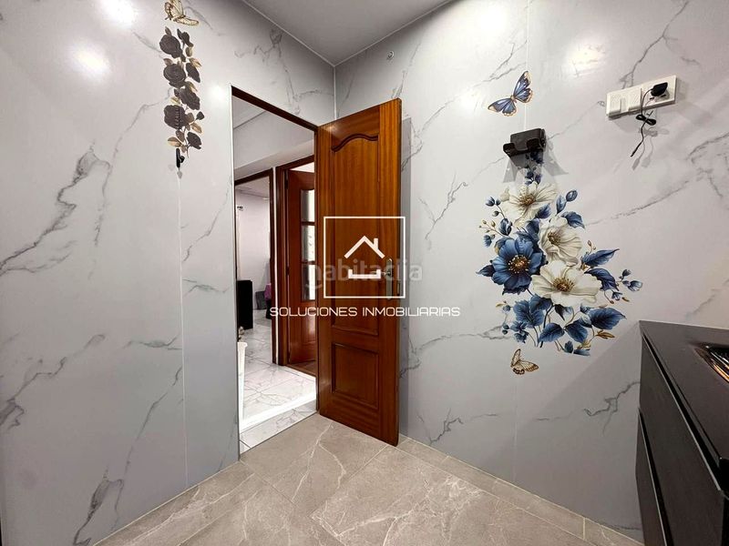 Foto 670bc54b-d25a-4eb3-8b35-043cd6be96ab. Planta baixa a Rejas Madrid