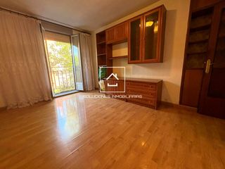 Appartement  Calle de la colonia erillas. Vivienda en venta puente vallecas