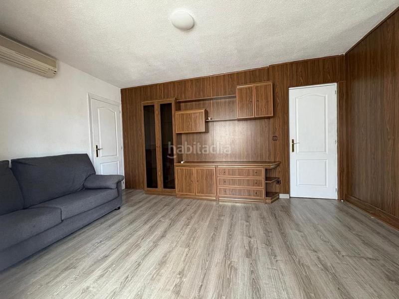 Foto a98a6893-d7ec-4410-824c-d3d9c1a38a50. Piso en Universidad Getafe