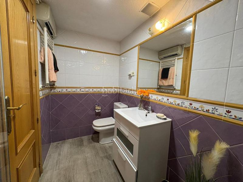 Foto 456fa3a8-ef96-47e9-ba15-aca52cc3bce2. Casa en Perales del Río Getafe