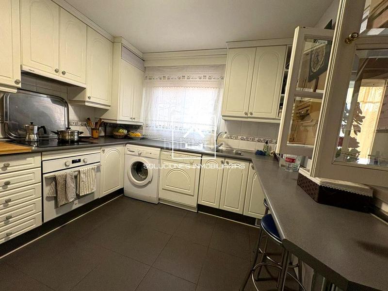 Foto 4b1a12c8-86b4-4f98-a6b1-0d38800caf40. Haus in El Mirador-El Grillero Arganda del Rey