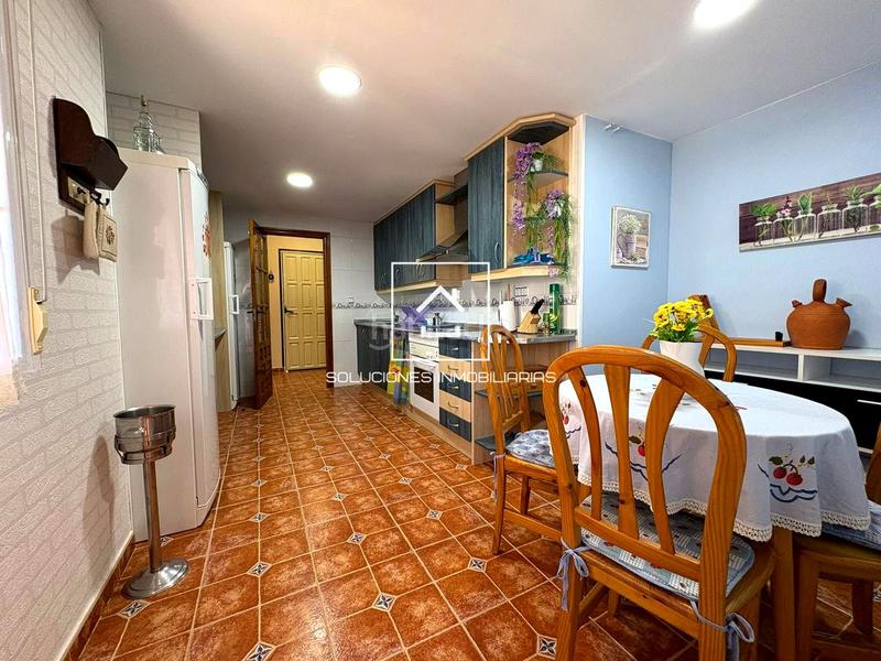 Foto ad758eb8-ede2-4ec1-a339-700855289013. House with pool in Colmenar de Oreja