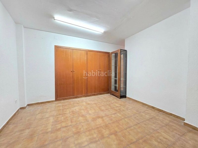 Foto 8dd58adf-5563-45fa-8b64-b917fbd6dadc. Local comercial en Foios