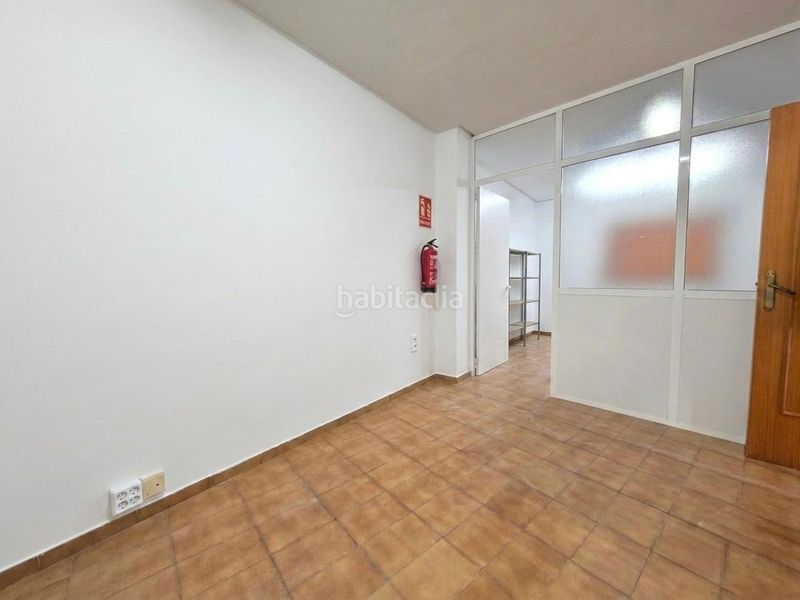 Foto c5ad25ab-32f3-4b65-a282-67f5a8a1d47f. Local comercial en Foios