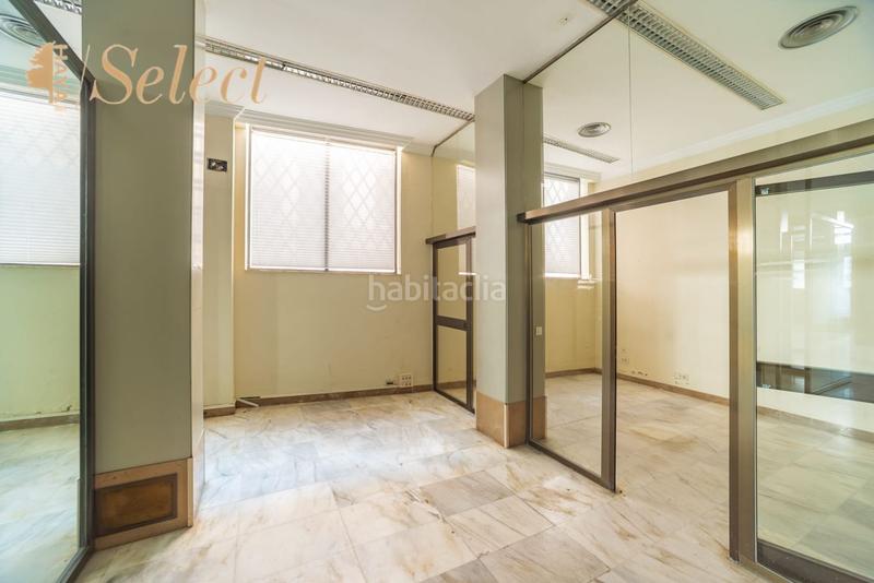 Foto e2d72dbe-de9b-4477-9b7b-eec76d18e15e. Local commercial dans calle de las calabazas 17 dans Valencia