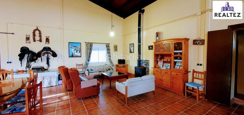 Foto f7504ee3-4984-47ab-b3fd-a9e2e8b06ba7. Casa parcela con casa hipotecable en Lebrija