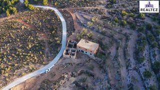 Rural plot in Alcolea. Finca en venta en alcolea con una nave construida y cultivo de a