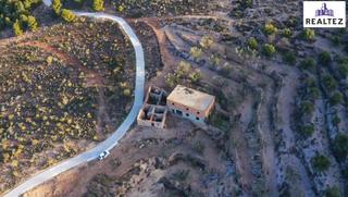 Finca rústica a Alcolea. Finca en venta en alcolea con una nave construida y cultivo de a