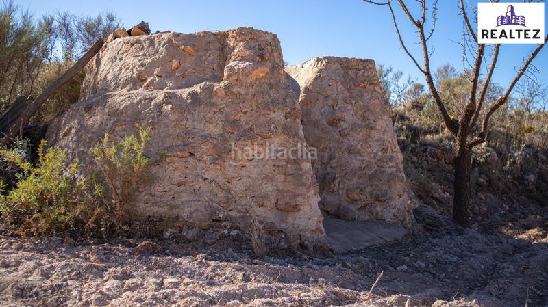 Foto 5091e193-cc5d-4020-a7c0-8418a25bbc3c. Finca rústica terreno con almendros de 17.000 metros cuadrados en Alcolea