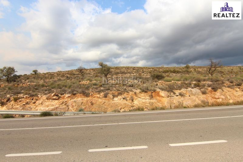 Foto a9b9dce2-d43a-4f94-a9a4-3f0226b650b5. Finca rústica a Alcolea