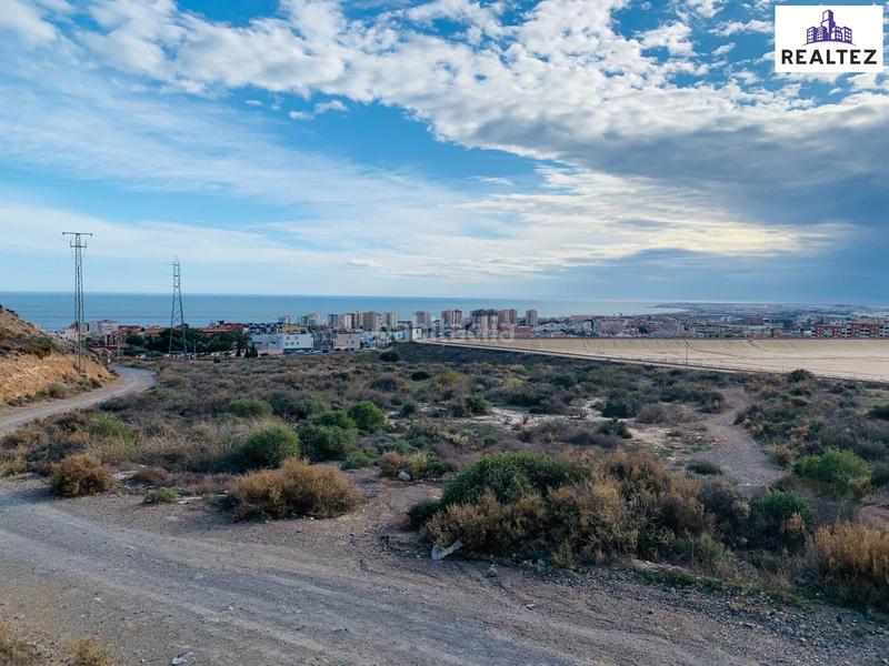 Foto be07d298-5699-46f9-ae0c-43193f0af714. Fondo rustico in Aguadulce Norte Roquetas de Mar