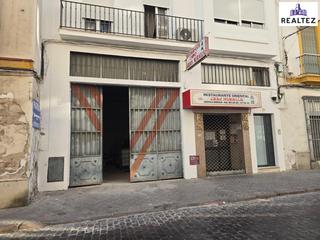 Local Comercial en Calle medina 39. Local comercial en venta en pleno centro de jerez