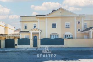 Maison jumelée à Chapín - Campus Universitario - Navinco. Unifamiliar en residencial el angel. chapin