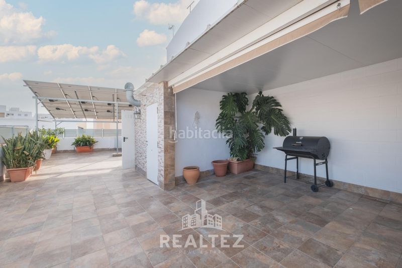 Foto 1c2f78e6-fea4-4d77-80d2-1d8d3591147e. Casa amb aparcament a Centro Jerez de la Frontera