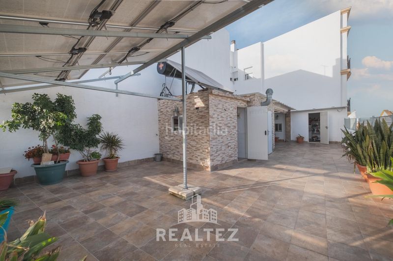 Foto 339fec45-d74b-4b69-b0c9-3888e69e3284. Casa amb aparcament a Centro Jerez de la Frontera