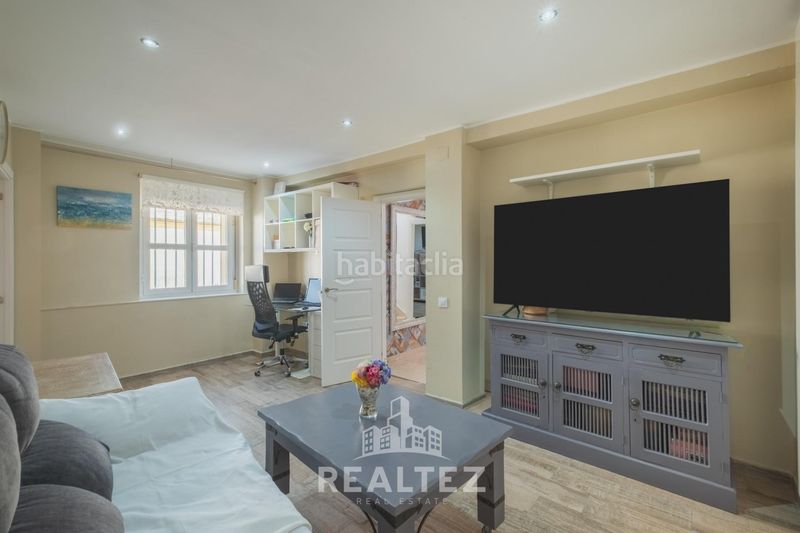 Foto a46010f5-a8ec-4041-9e12-b751fbd47faf. Casa amb aparcament a Centro Jerez de la Frontera