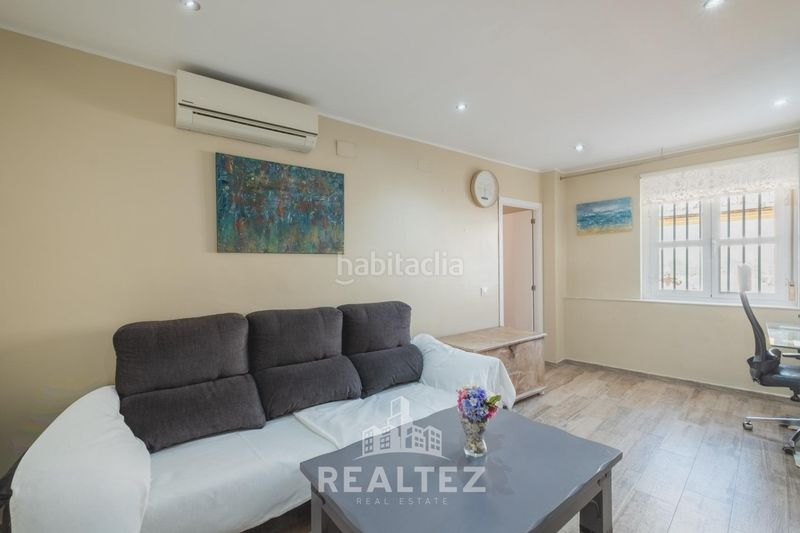 Foto c14eb32f-204f-4577-995e-b704e79d196b. Casa amb aparcament a Centro Jerez de la Frontera