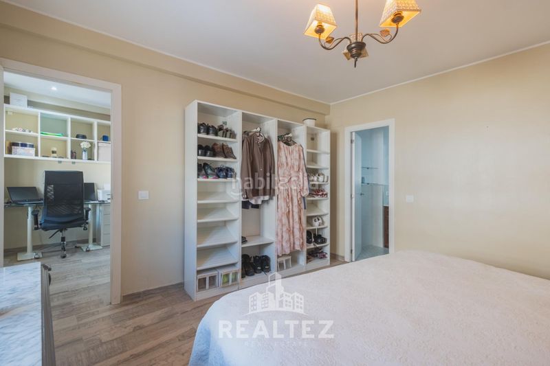 Foto f2db3c36-dbb5-42e4-8dbb-8e6fe0c12b36. Casa amb aparcament a Centro Jerez de la Frontera