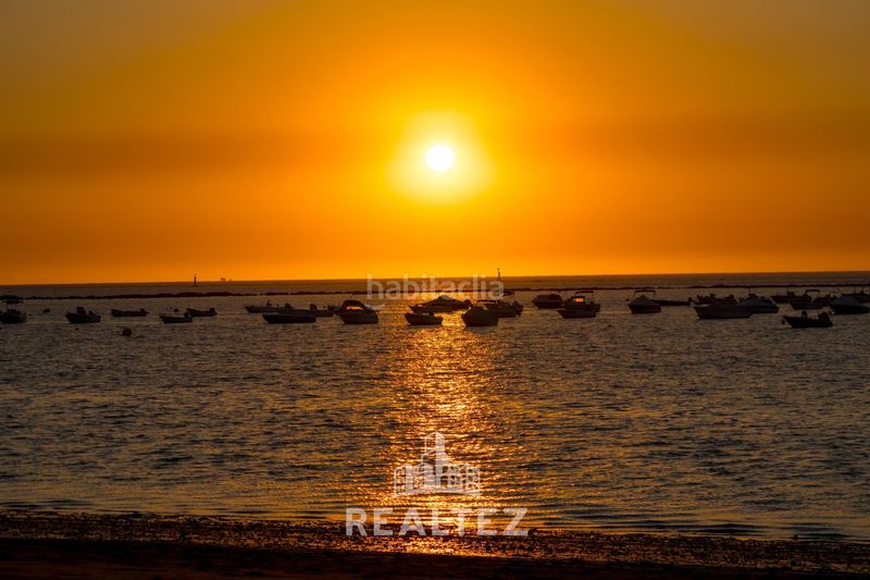 Foto 03e97f11-068f-46f0-a6c9-5b1f441f7e48. Pis amb aparcament a Centro-Calzada-Cabo Noval Sanlúcar de Barrameda