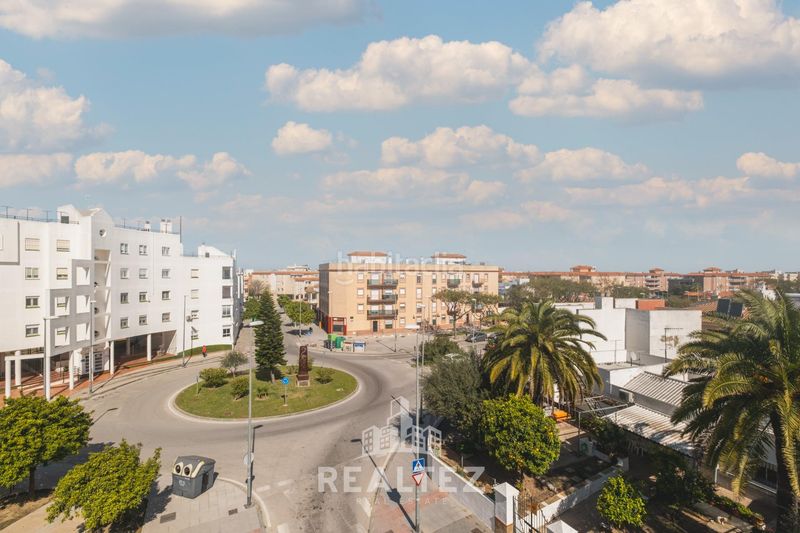Foto 104b7370-5e7f-4286-b3d2-31cc08c688a4. Pis amb aparcament a Centro-Calzada-Cabo Noval Sanlúcar de Barrameda