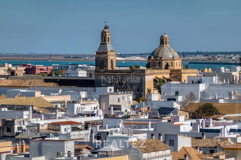 Foto efabeb16-3175-412d-996a-bfe5331d125b. Pis amb aparcament a Centro-Calzada-Cabo Noval Sanlúcar de Barrameda