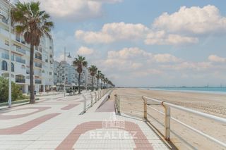 Casa adossada a Valdelagrana. Precioso adosado en valdelagrana a 350 metros del mar