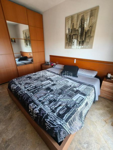 Foto a7bda2c8-9faa-476e-ba68-16f8b0a255f3. Dúplex amb aparcament a Riera Cornellà de Llobregat