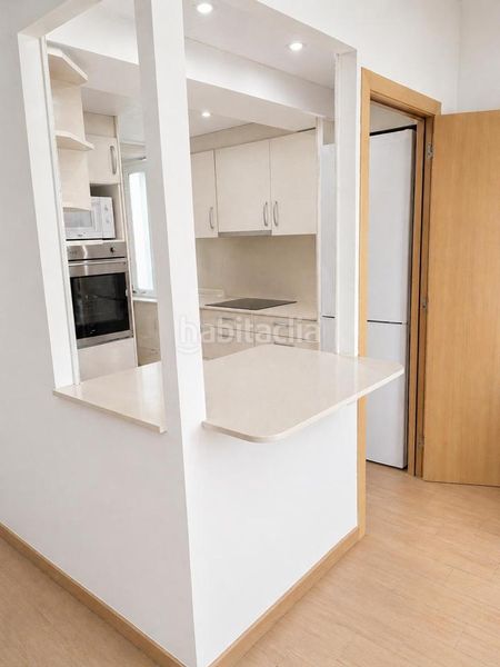 Foto 9d8a42bd-3810-4d0d-92c1-1fa61434a6b8. Pis a Raval Barcelona