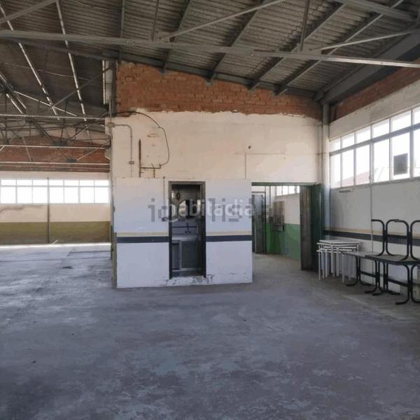 Foto c1000adb-ba27-44f3-ab8f-c08fa346c636. Alquiler nave industrial local en alquiler 2 planta en el centro en Mataró