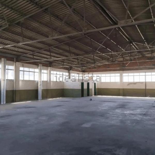 Foto 6f2ae8d0-4e79-4f66-be19-ee92e1c0f147. Location bâtiment à usage industriel dans Eixample Mataró