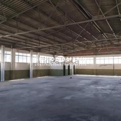 Industrial building in President Irla