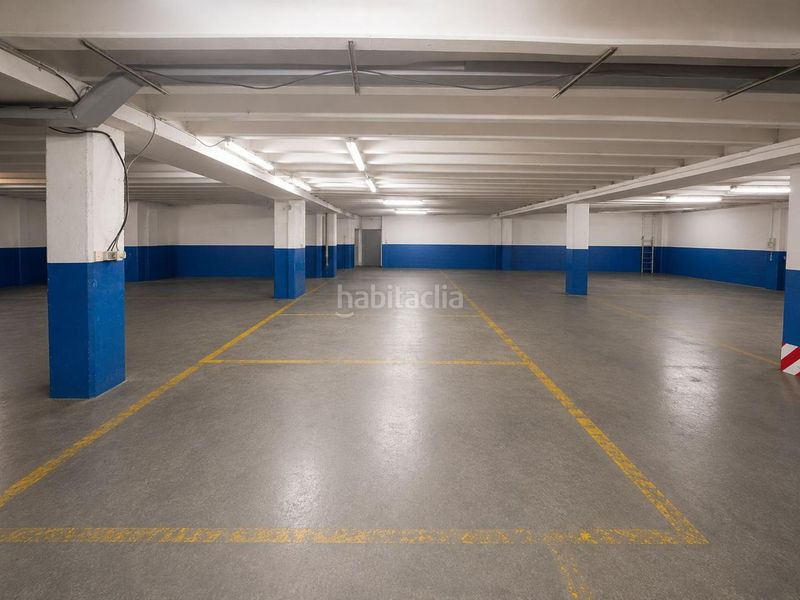 Foto c1a2cec0-877f-451e-81ca-1651ad3b6048. Local comercial a Eixample Mataró