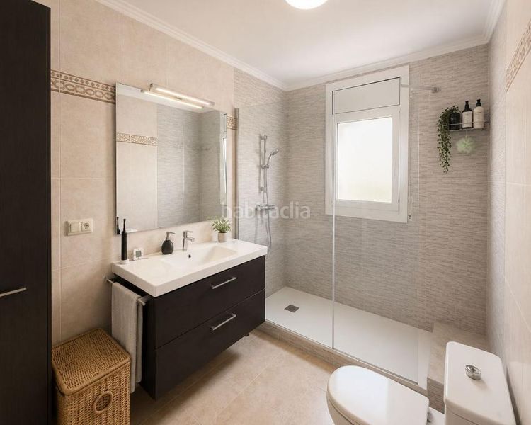 Foto 1fa3957b-5709-40a0-b19a-9b6aa6ded916. Casa a Banyeres Premià de Mar
