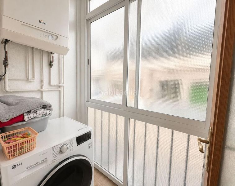 Foto 40d5acd8-a182-42c3-b832-3f217ea6d2d3. Casa a Banyeres Premià de Mar