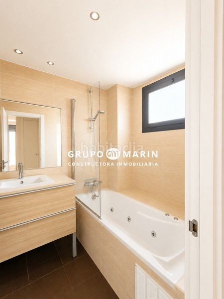 Foto f355017a-6a69-4159-9b9a-7be180ac4ce2. Pis amb aparcament a Gorg Badalona
