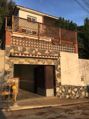 Haus  Avinguda can massuet 53. Casa con encanto en dosrius