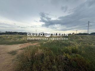 Terreno residenziale  Avinguda del progrés 1. Finca rústica con casa y pozo propio
