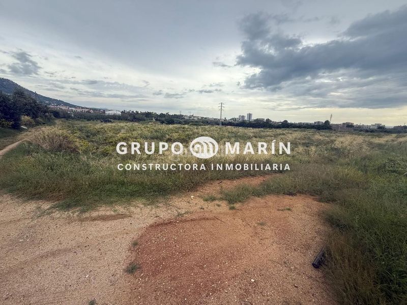 Foto bb4fe6ba-e55c-4be7-a07e-49a55d9c3117. Terreny residencial a Zona Industrial i Agrícola Vilassar de Mar