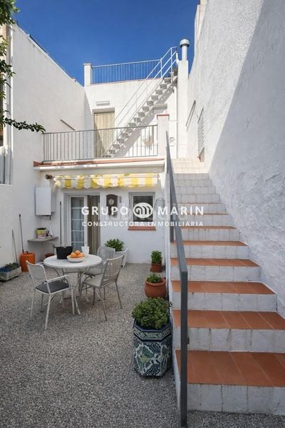Foto 5de4f595-a776-46b8-85a8-0491138f769c. Casa a Eixample Mataró
