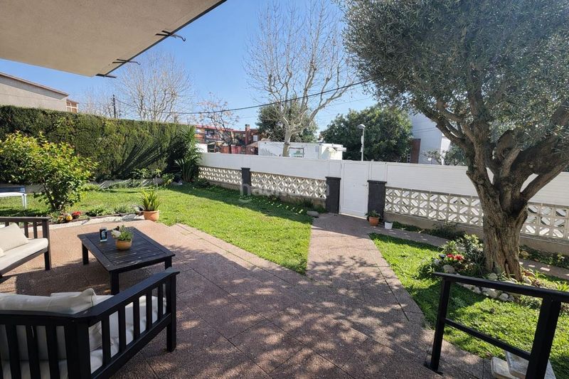 Foto fdcf7984-47cb-407e-a344-63252ecb20a4. Casa a Masnou Alt Masnou (El)