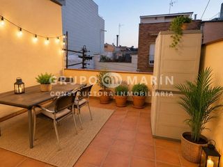 Casa  C/ llibertat. Presentamos magnífica casa chalet en badalona!