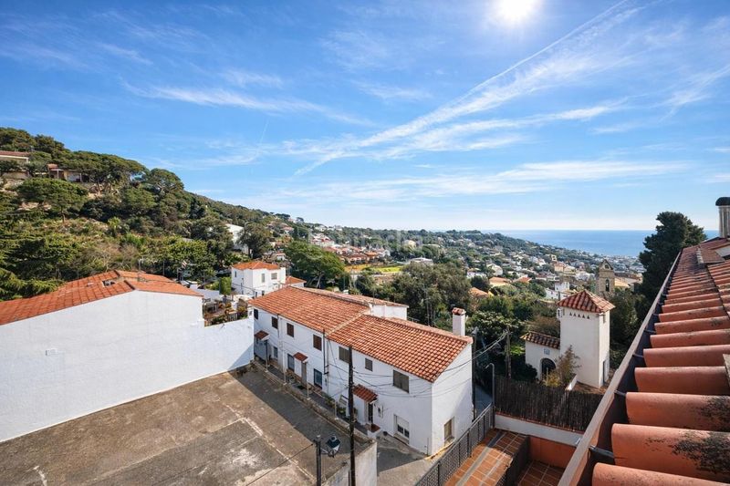 Foto 404d877d-43ca-4270-9133-2242a49fd7e6. Casa a Premià de Dalt