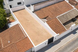 Terreno residenziale  Carrer de fluvià. Terreno de 310 m en badalona