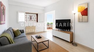 Ground floor  Carrer de sant elies. Oportunidad en el corazón del barrio de galvany