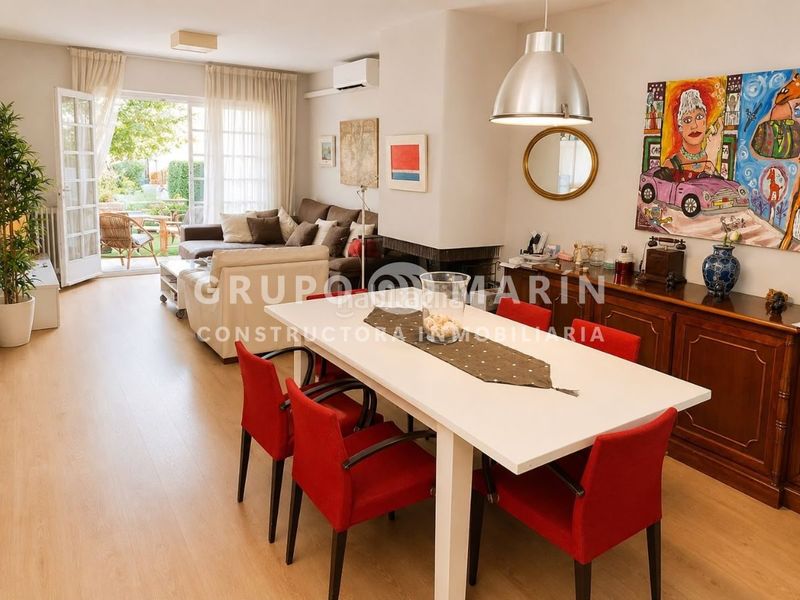 Foto 92ec3aaa-a8e0-4b8e-840f-c5d97b27a32d. Casa aparellada amb calefacció aparcament a Sector Est Premià de Mar